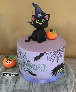 Торт с котиком и тыквами